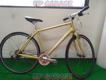 GIANT  ESCAPE R3 2016年モデル