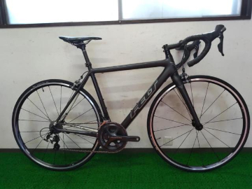 FELT    F4 2015年モデル