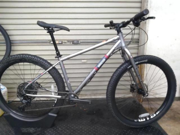 BREEZER  TRAVER 2025年モデル