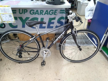 GIANT  ESCAPE R3