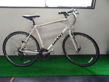 GIANT   ESCAPE RX3 2012年モデル 